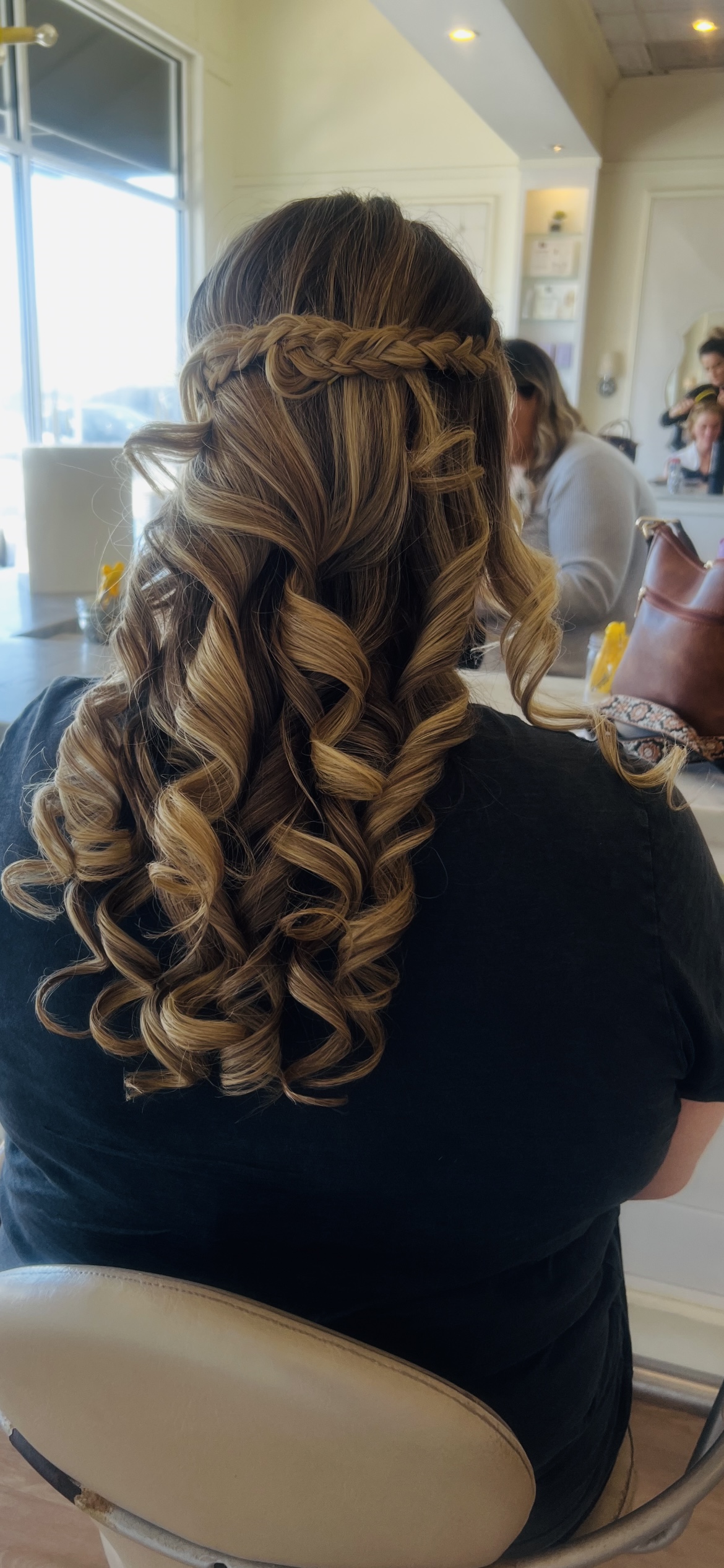 Lookbook Hair Style Photo