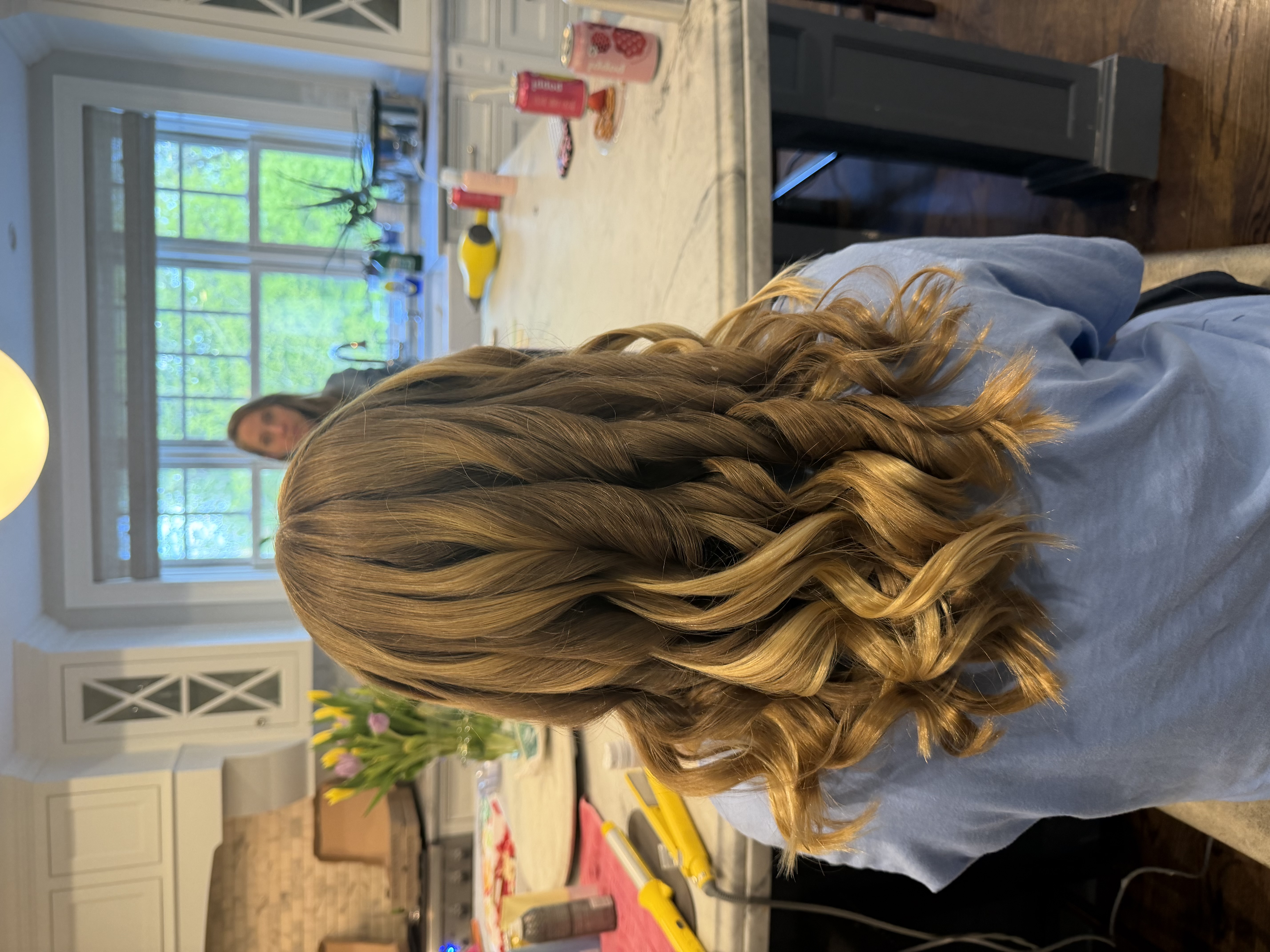 Lookbook Hair Style Photo